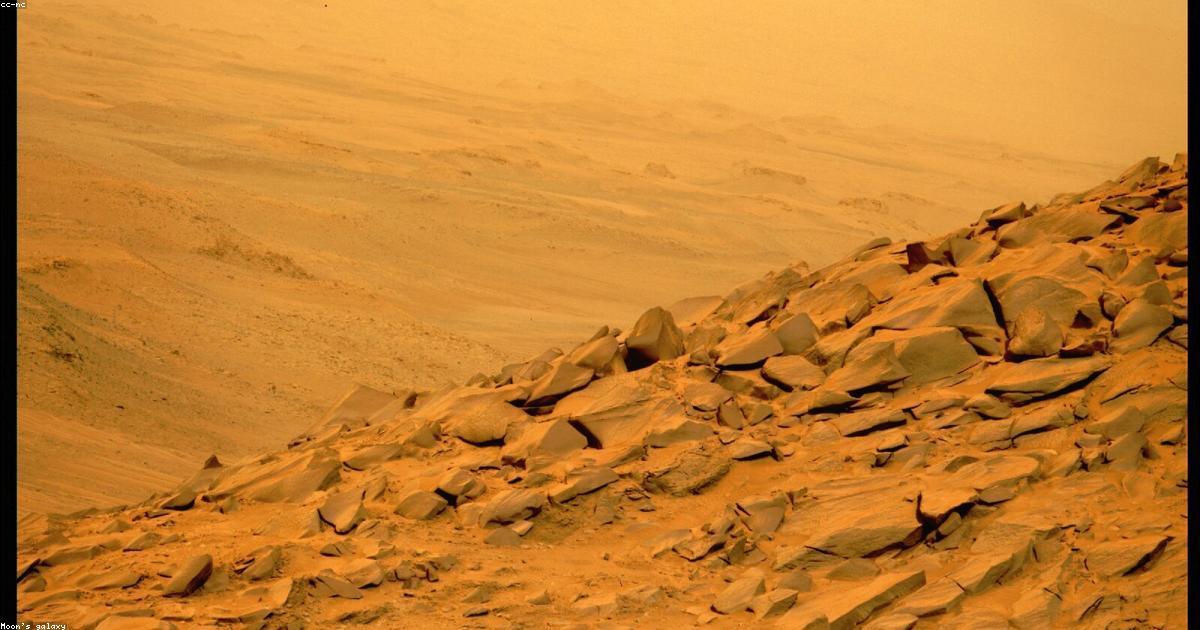 Mars'ta Su İzlerine Rastlandı