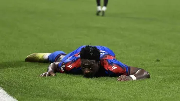 UEFA Avrupa Ligi: Beşiktaş: 1 - Crystal Palace: 0 (İlk yarı)